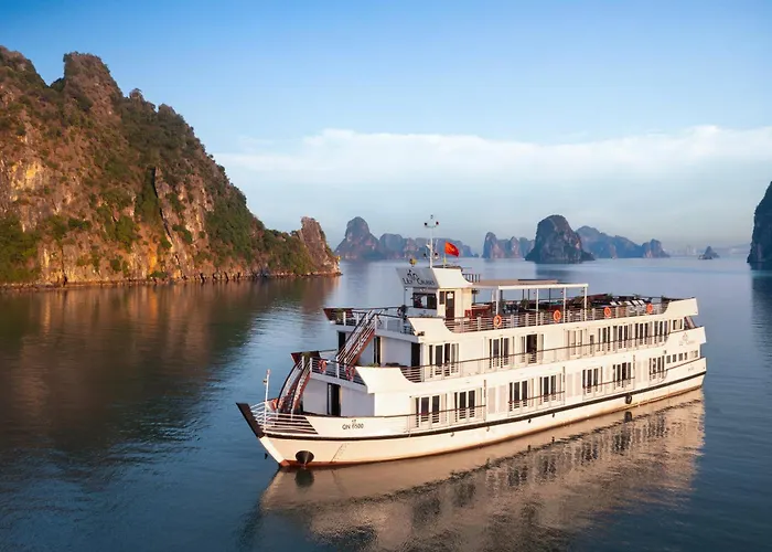 Lily Cruise